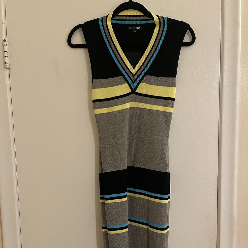 NWT Fashion Nova Kinslee Sweater Midi Dress Grey/Combo Size S